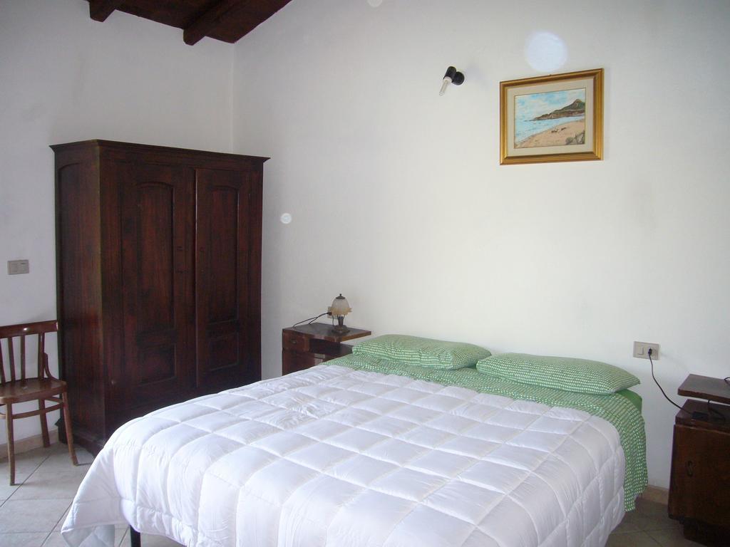 Su Trabi B&B Fluminimaggiore Room photo